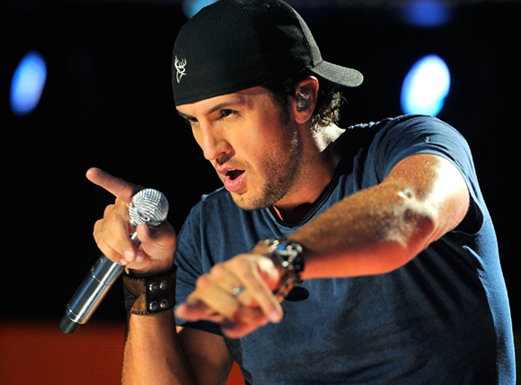Luke Bryan: That's My Kind of Night Tour 2014 at DTE Energy Music Theatre