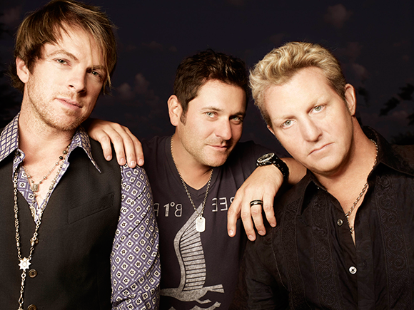 Rewind Tour 2014: Rascal Flatts with Sheryl Crow & Gloriana at DTE Energy Music Theatre