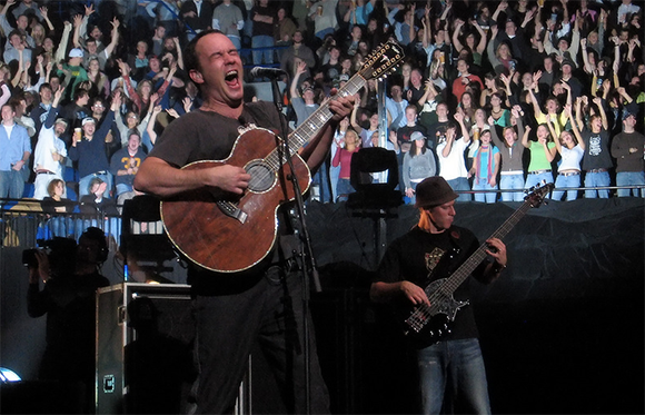 Dave Matthews Band at DTE Energy Music Theatre